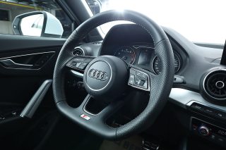 Audi Q2 40 TFSI quattro S-tronic S LINE KEY LED ACC LANE